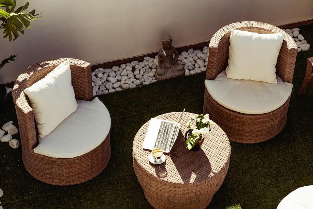Luxury Designer Penthouse With Private Jacuzzi Lägenhet Sliema Exteriör bild