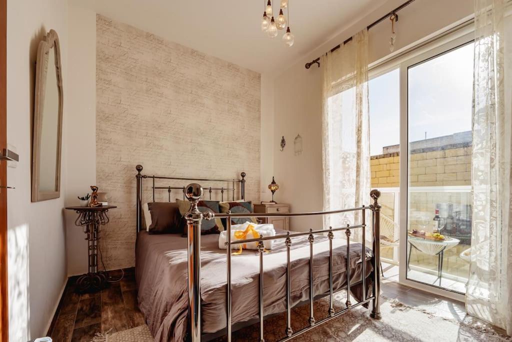 Luxury Designer Penthouse With Private Jacuzzi Lägenhet Sliema Exteriör bild